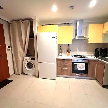 2 Bedroom Apartament