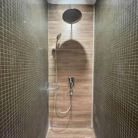 2 Bedroom Apartament